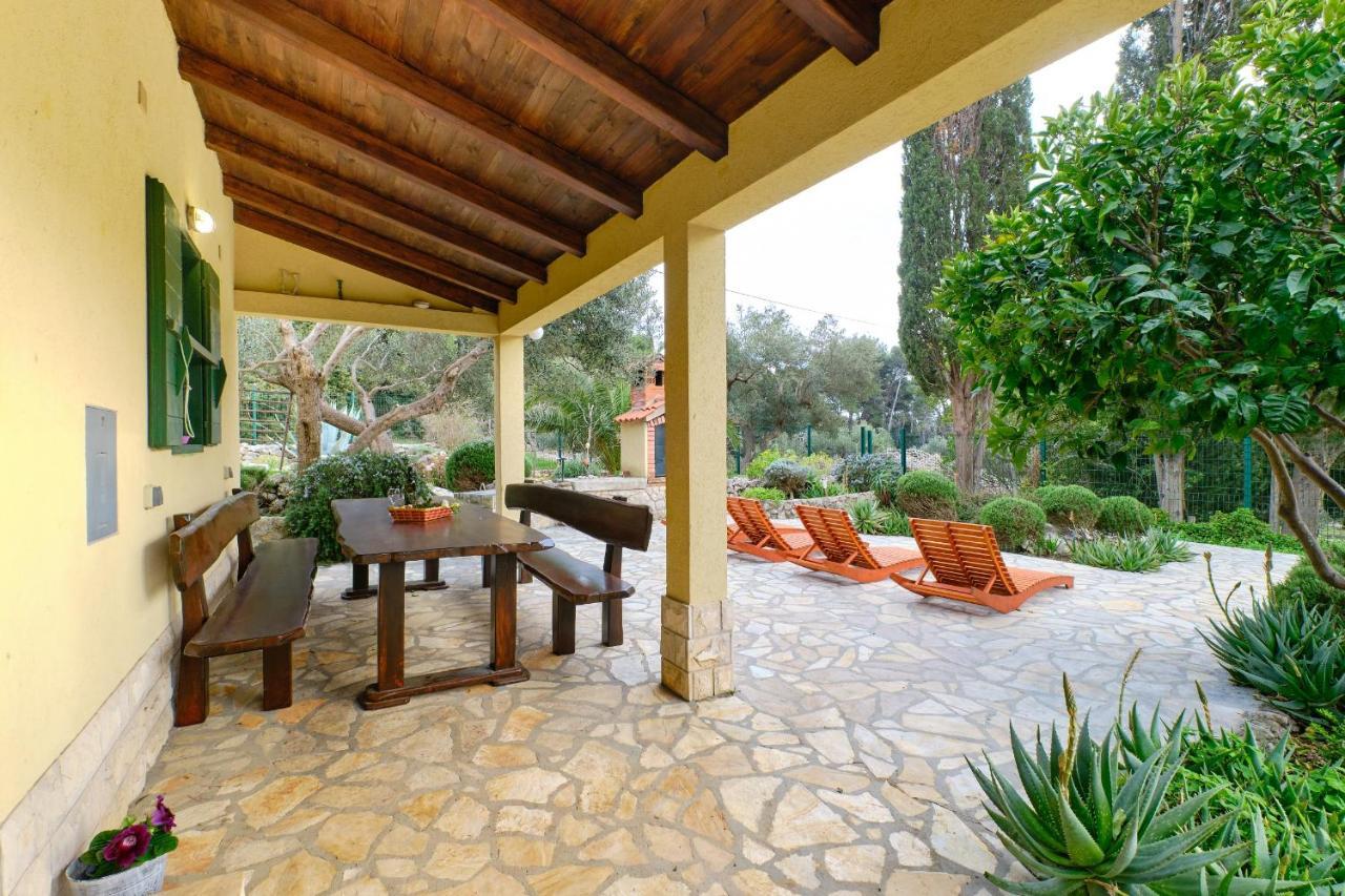 Casa Aromatica Maria Villa Mali Losinj Exterior photo