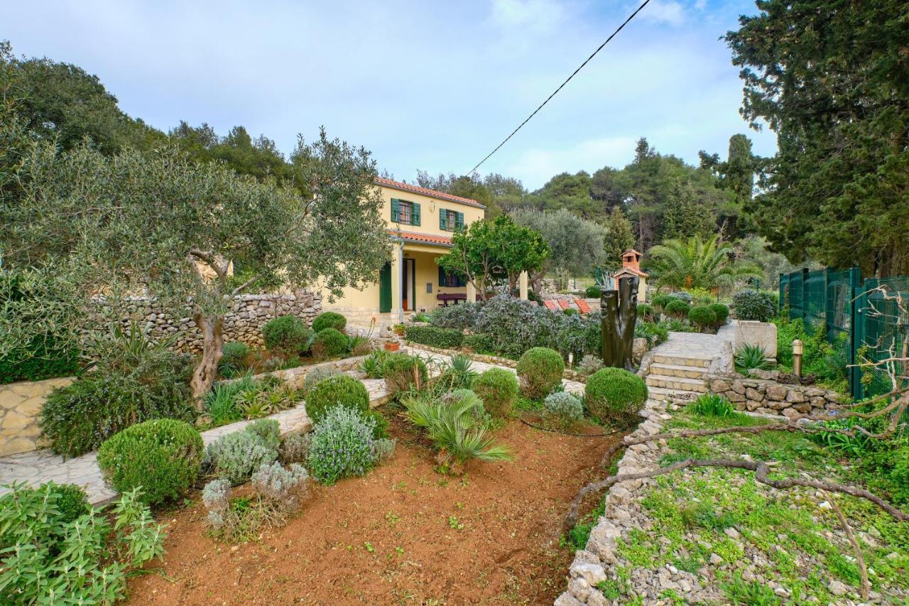 Casa Aromatica Maria Villa Mali Losinj Exterior photo